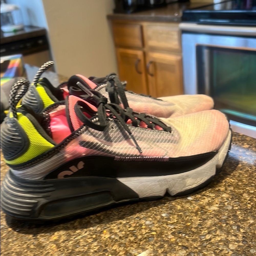 Nike Pink and Black Sneakers air max